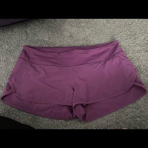 Lulu Lemon Speed Up Low-Rise Lined Short 2.5"